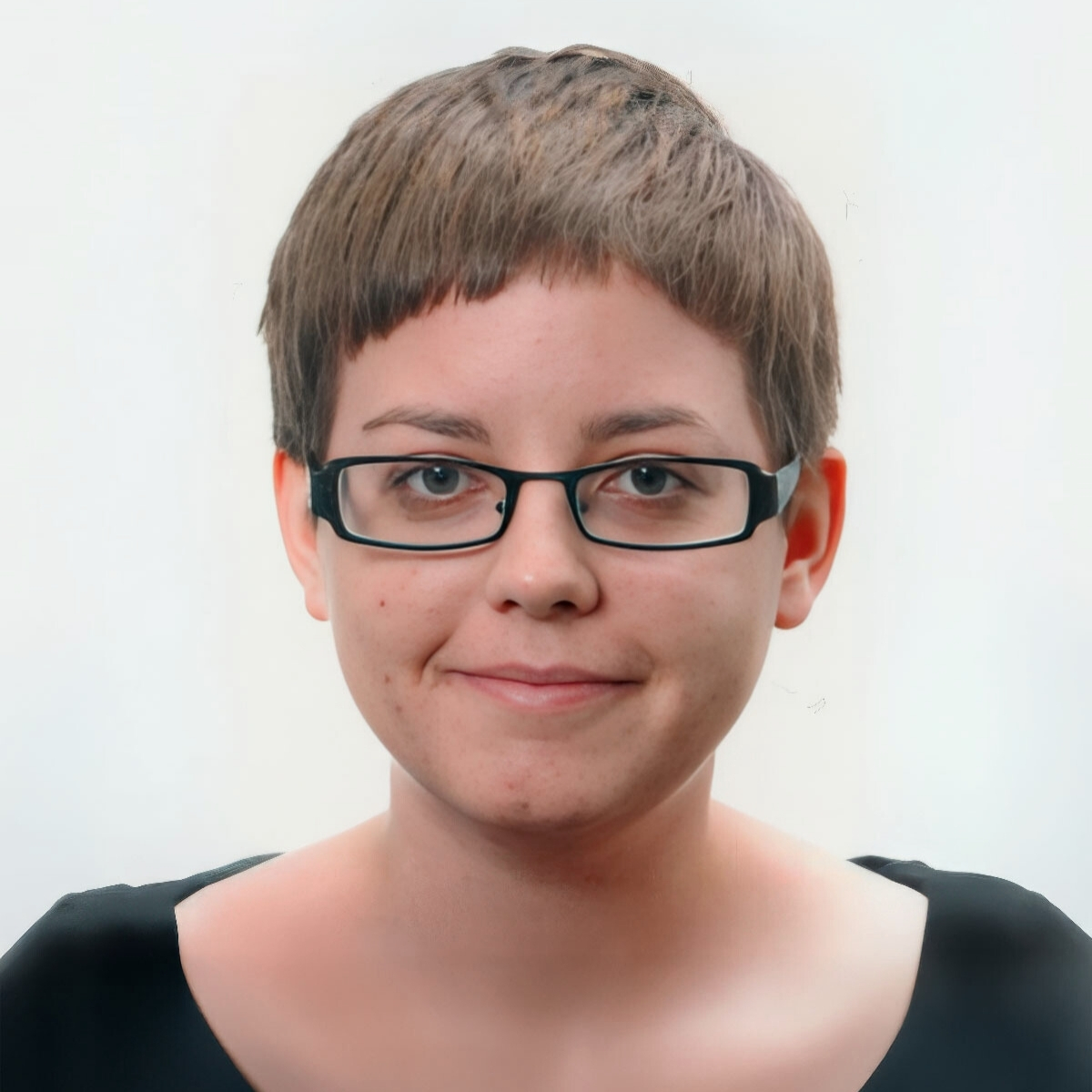 portrait shot of Alina Kadlubsky