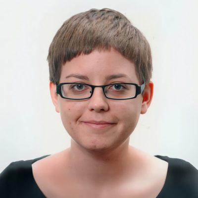 portrait shot of Alina Kadlubsky